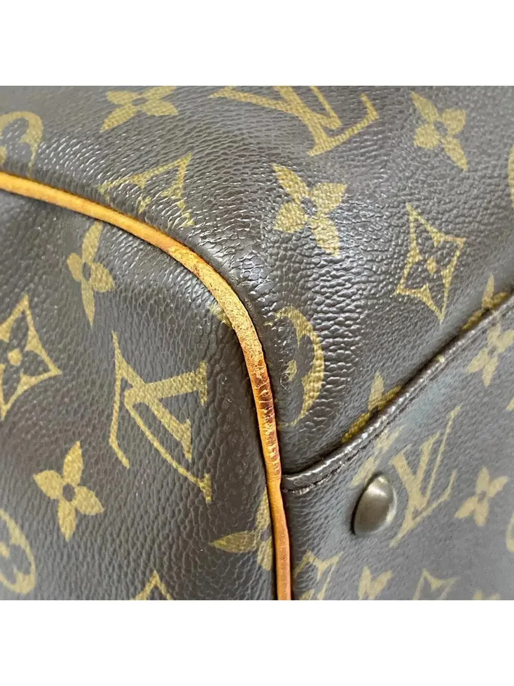 Louis Vuitton elevate your